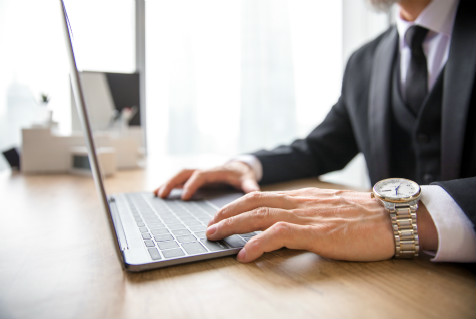 藍點公司如何發(fā)揮網(wǎng)站制作的最大營銷效果？